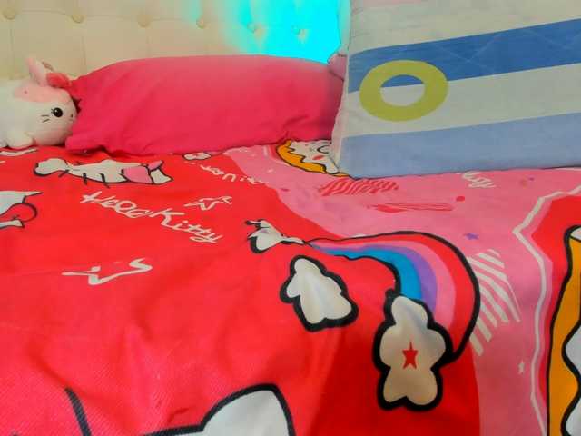 MiaEvans0 live cam on BongaCams