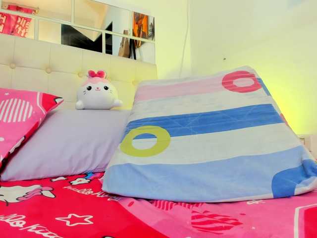 MiaEvans0 live cam on BongaCams
