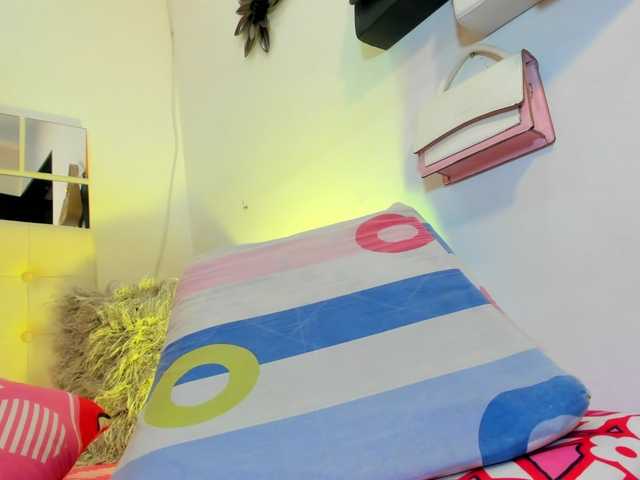 MiaEvans0 live cam on BongaCams