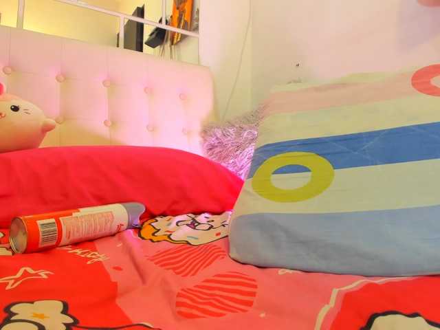 MiaEvans0 live cam on BongaCams