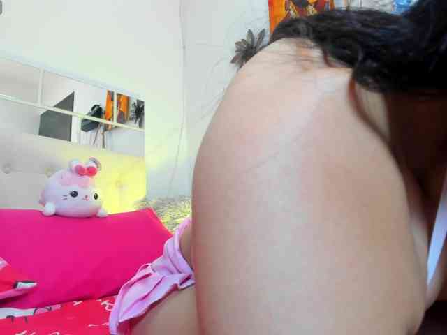 MiaEvans0 webcam