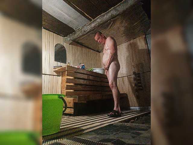 ULIyaTs18