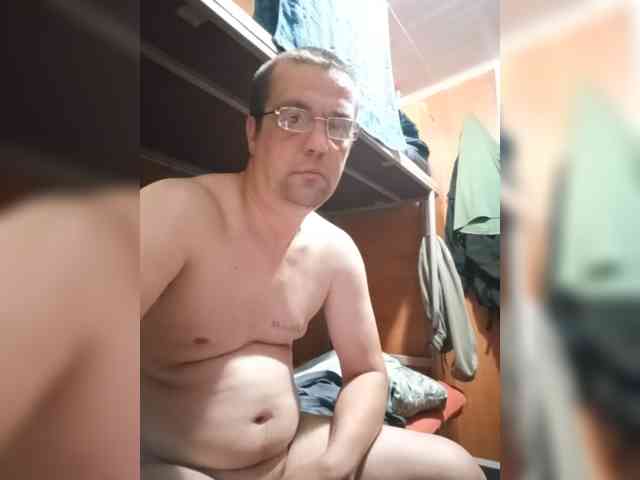 ULIyaTs18