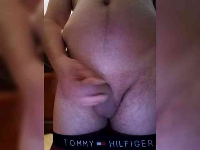 ULIyaTs18