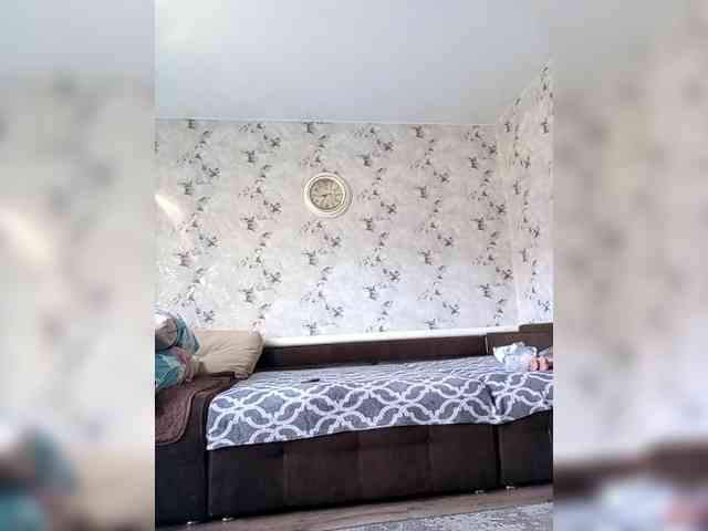 ULIyaTs18