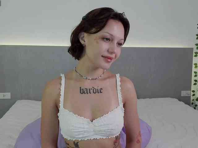 BadPrincessJenny webcam