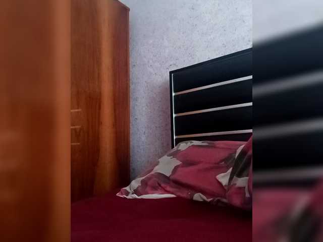  AugustinaCrys chat room