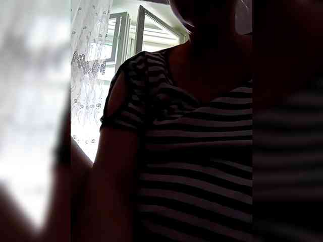 AugustinaCrys webcam