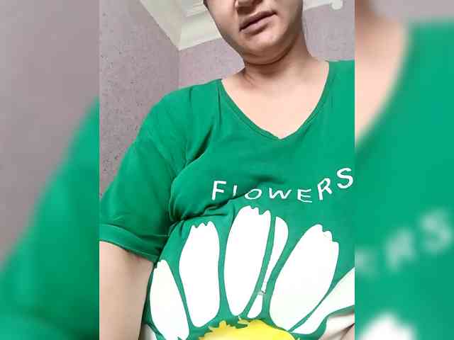 AugustinaCrys webcam