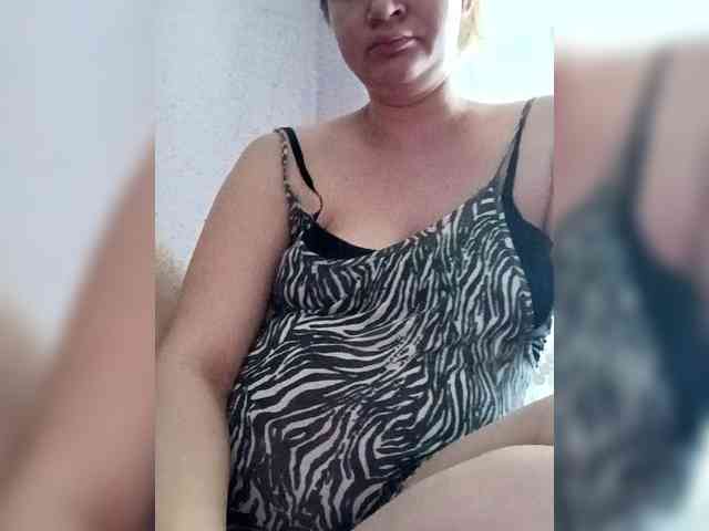 AugustinaCrys webcam