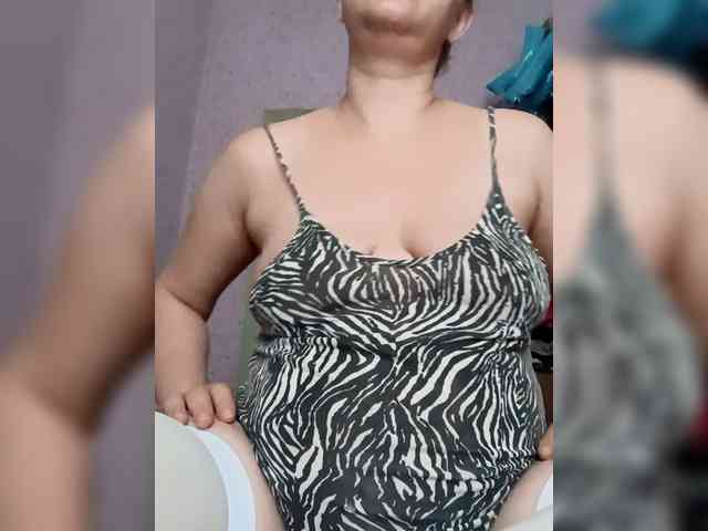 AugustinaCrys webcam