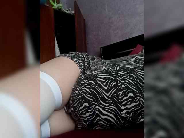 AugustinaCrys webcam