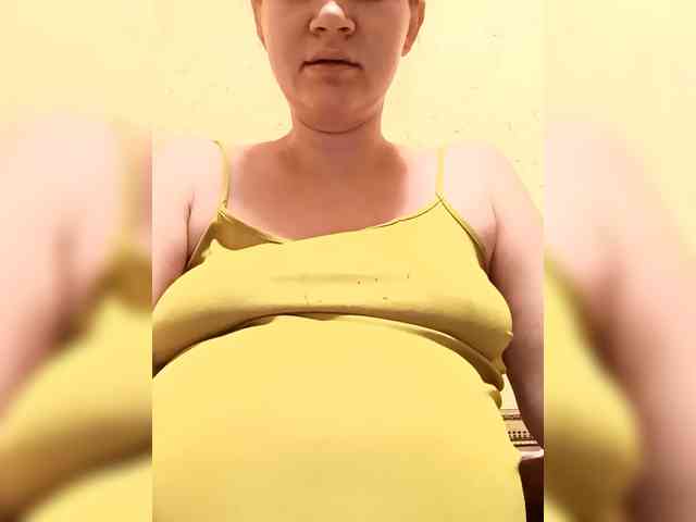 chatting online AugustinaCrys