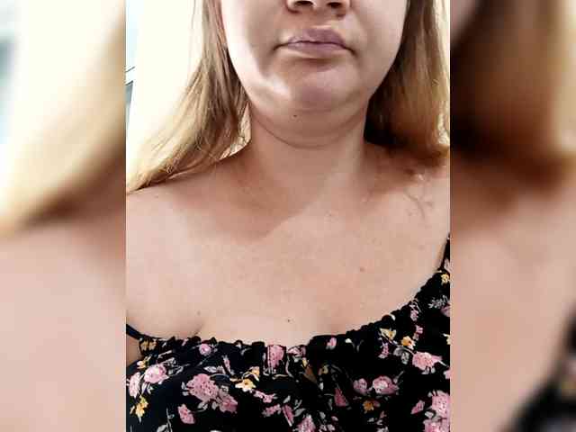 AugustinaCrys webcam
