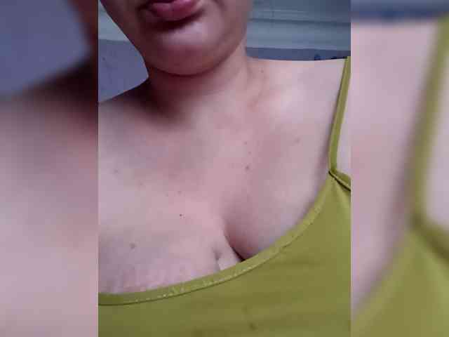 AugustinaCrys webcam