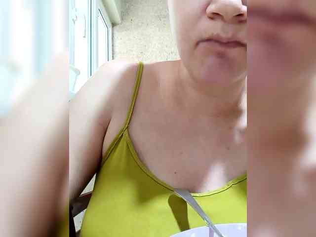 AugustinaCrys webcam