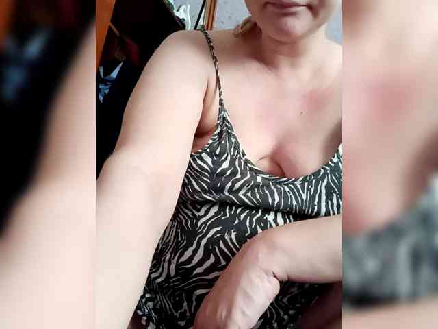 AugustinaCrys webcam