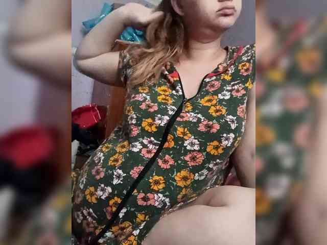 AugustinaCrys webcam