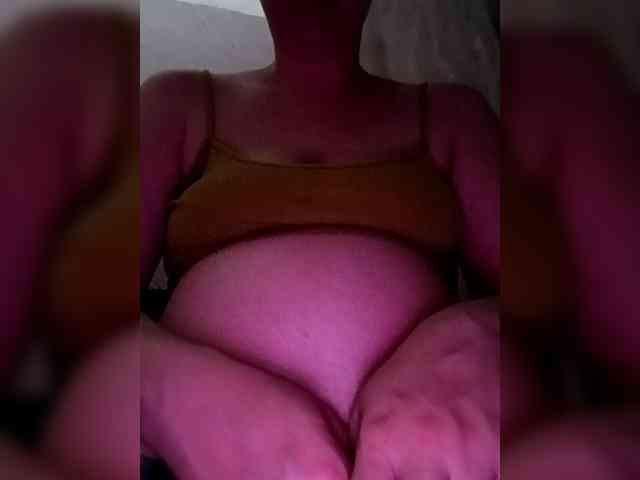 AugustinaCrys webcam