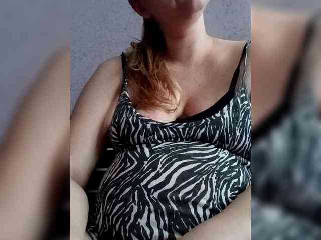 AugustinaCrys webcam