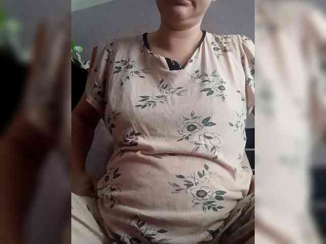 AugustinaCrys webcam