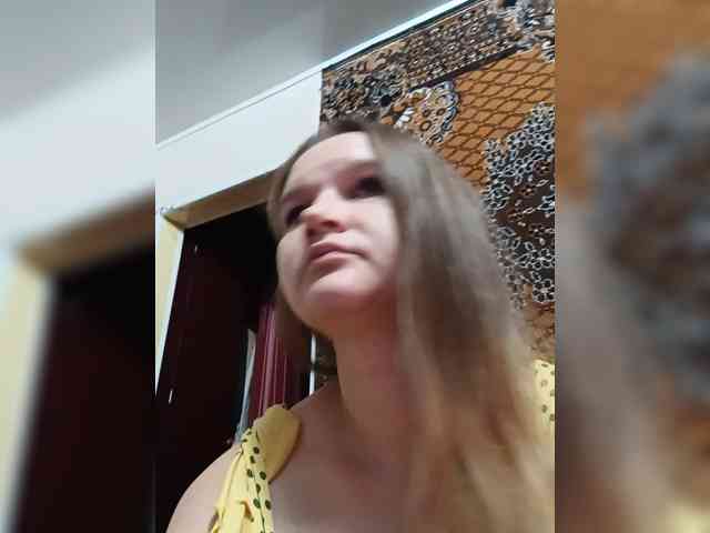 AugustinaCrys webcam