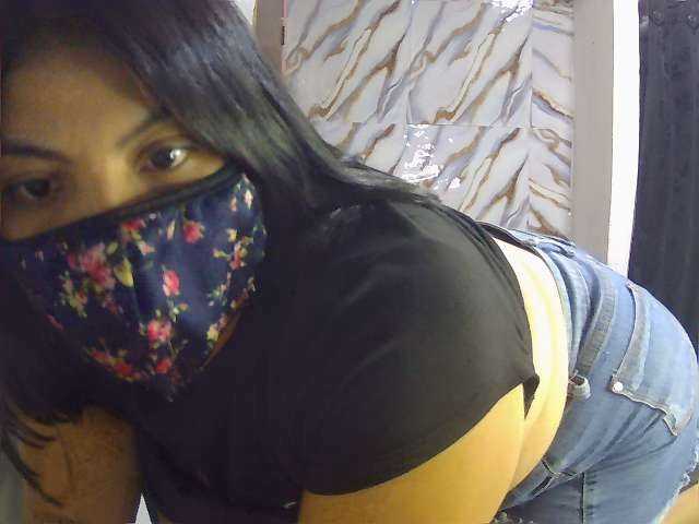 Kanyatt's BongaCams show and profile