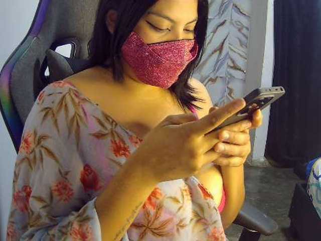 Kanyatt live cam on BongaCams