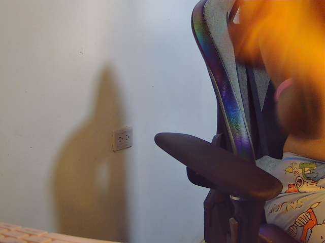 Kanyatt live cam on BongaCams