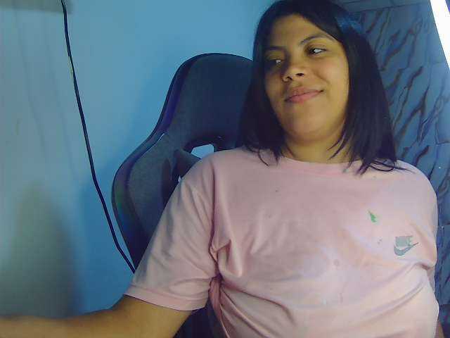 Kanyatt live cam on BongaCams
