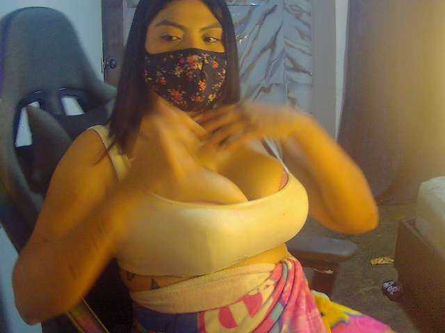 Kanyatt live cam on BongaCams