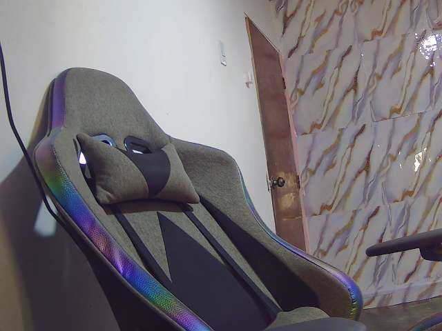 Kanyatt live cam on BongaCams