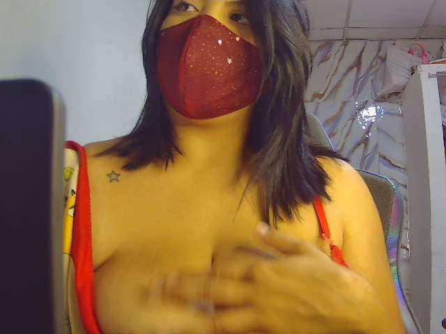Kanyatt live cam on BongaCams