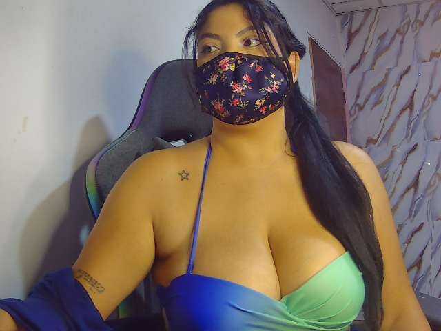 Kanyatt live cam on BongaCams