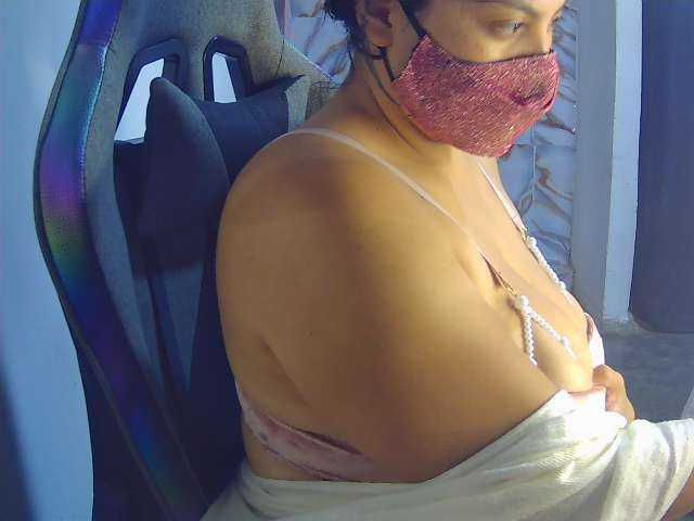 Kanyatt live cam on BongaCams