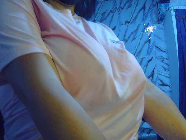 Kanyatt live cam on BongaCams