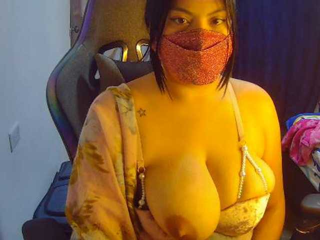 Kanyatt live cam on BongaCams