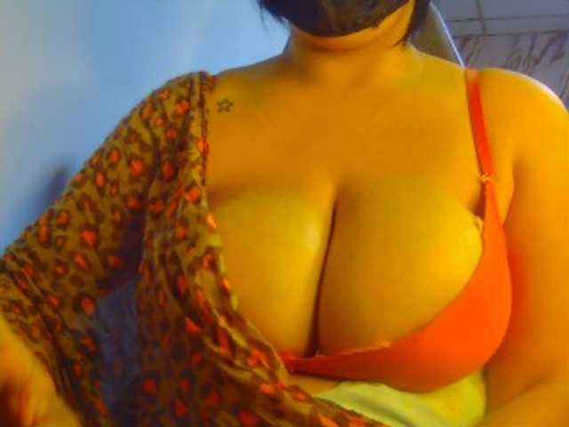 Kanyatt live webcam show