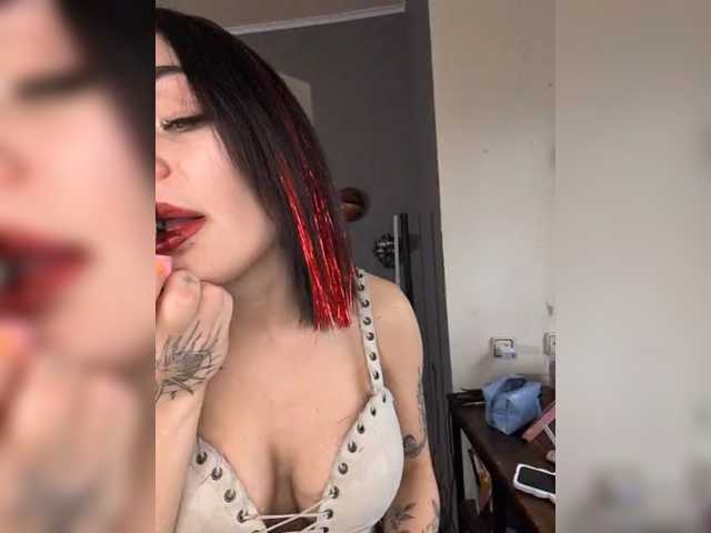 GroteskJane webcam