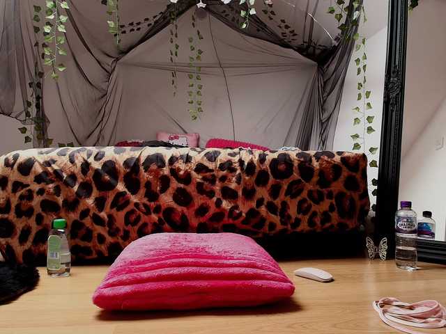 Annastasiajune live cam on BongaCams