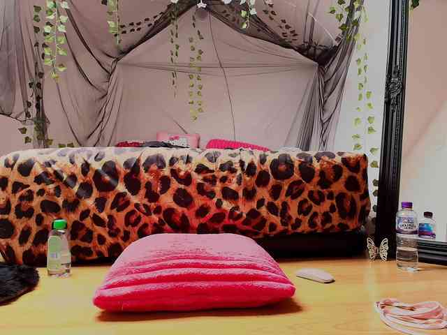 Annastasiajune webcam