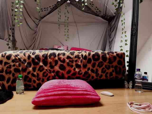 Annastasiajune webcam