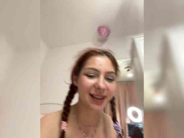 c4ssie webcam