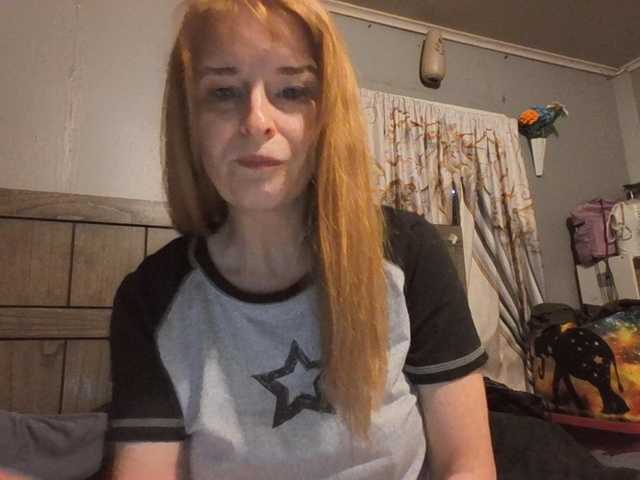Pizzedwife live cam