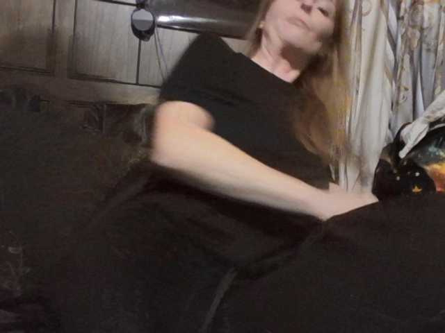 BeautyQueenMa live cam preview
