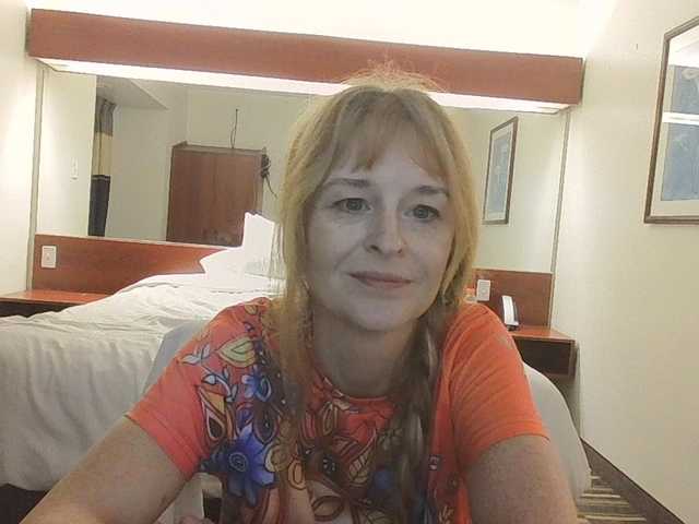 BeautyQueenMa webcam