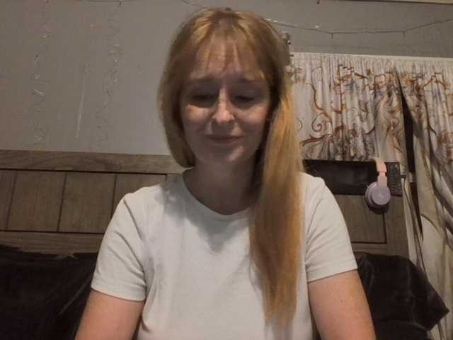 BeautyQueenMa live cam preview
