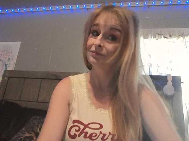 BeautyQueenMa live cam preview
