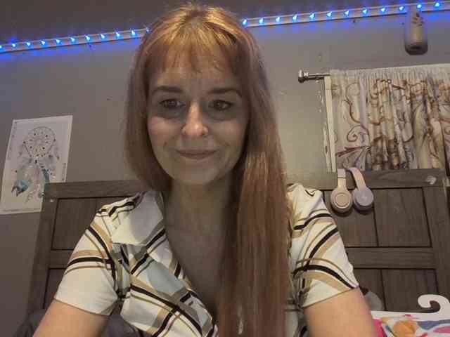 BeautyQueenMa webcam