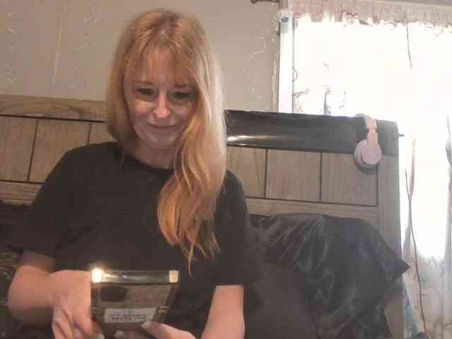 BeautyQueenMa webcam